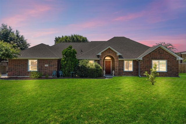 10154 Country View Lane, Forney, TX 75126