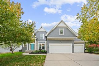 15813 Linden Street, Overland Park, KS 66224