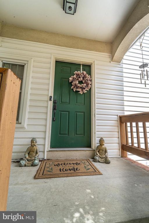 6427 KNAPSACK LN, Centreville, VA 20121
