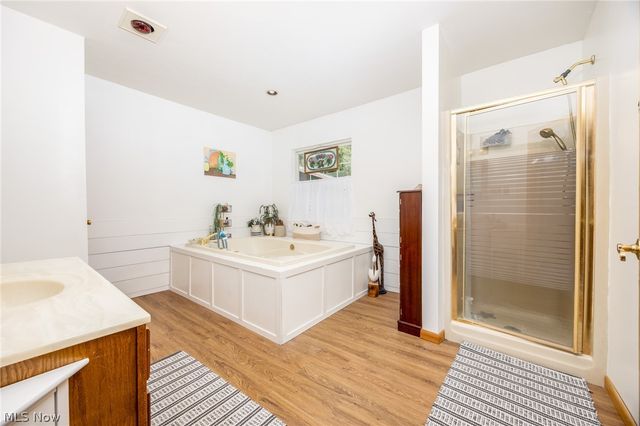 44 Teri Lane, Little Hocking, OH 45742