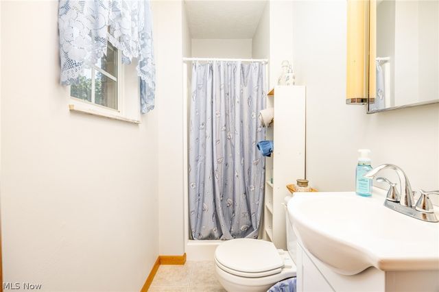 44 Teri Lane, Little Hocking, OH 45742