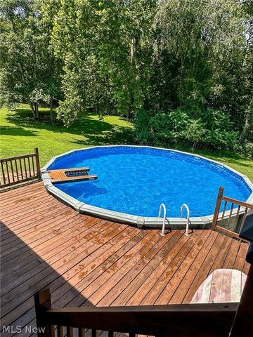 44 Teri Lane, Little Hocking, OH 45742
