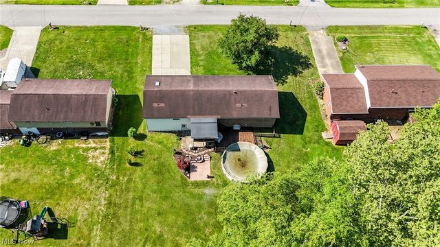 44 Teri Lane, Little Hocking, OH 45742