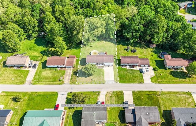 44 Teri Lane, Little Hocking, OH 45742