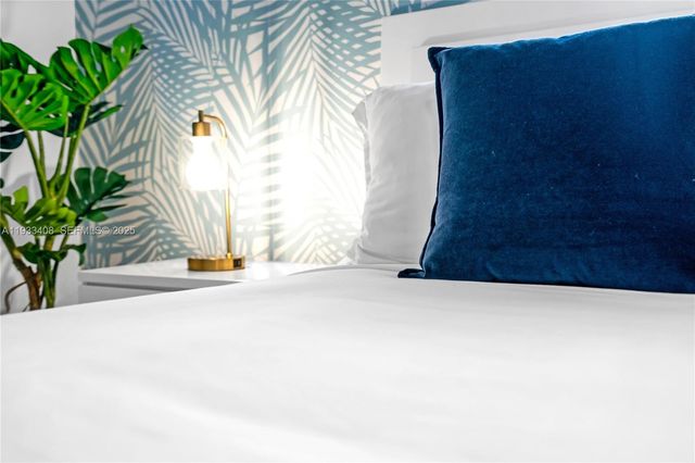 437 NE 107th St, Miami, FL 33161