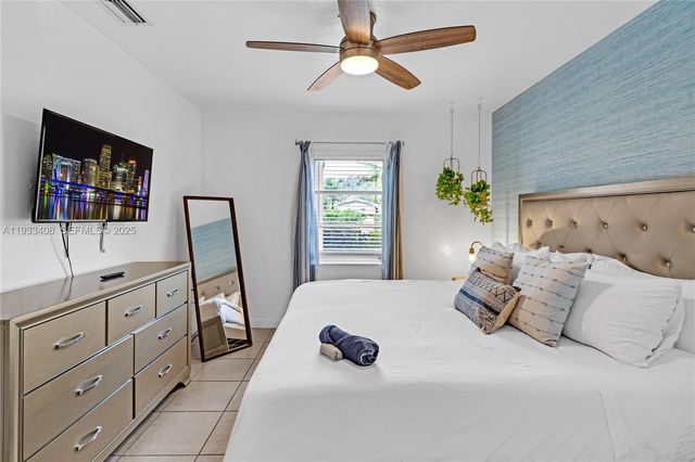 437 NE 107th St, Miami, FL 33161