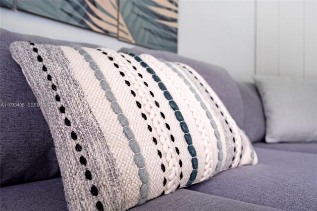 437 NE 107th St, Miami, FL 33161