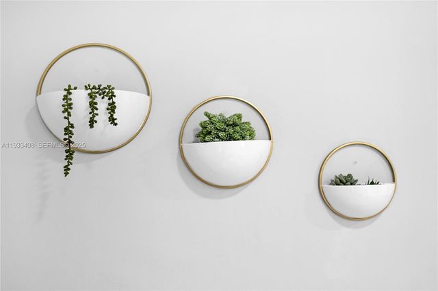 437 NE 107th St, Miami, FL 33161