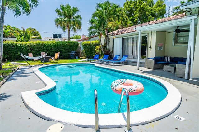 437 NE 107th St, Miami, FL 33161