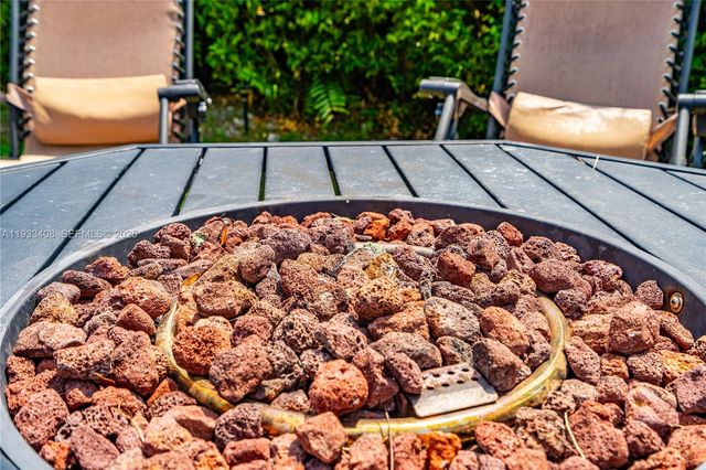 437 NE 107th St, Miami, FL 33161