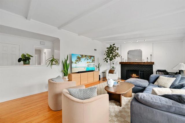 5759 Calvin, San Diego, CA 92120