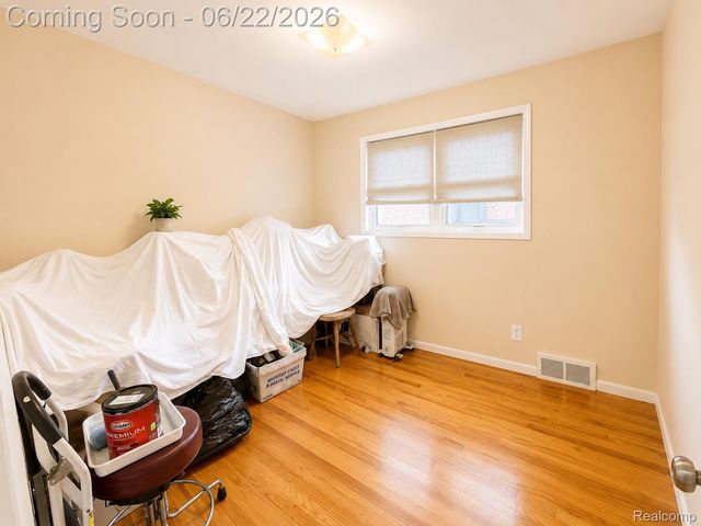 24939 Audrey Avenue, Warren, MI 48091
