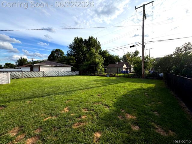 24939 Audrey Avenue, Warren, MI 48091
