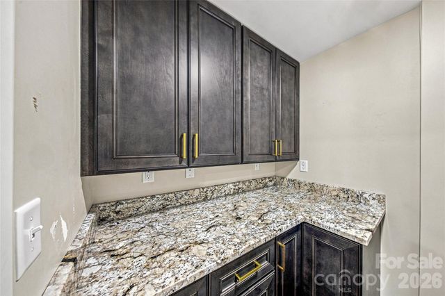 87 Catatoga Trail, Marion, NC 83452