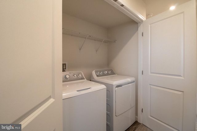 14 SNICKERS CT, Martinsburg, WV 25403