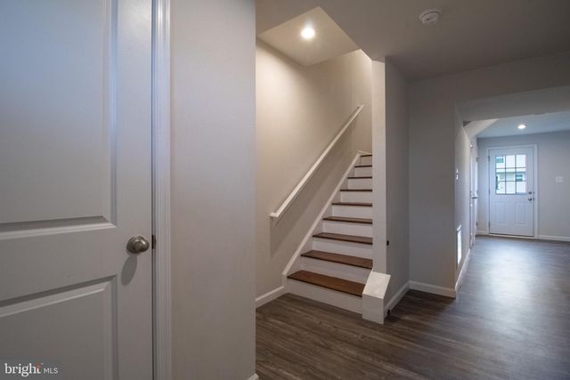 14 SNICKERS CT, Martinsburg, WV 25403