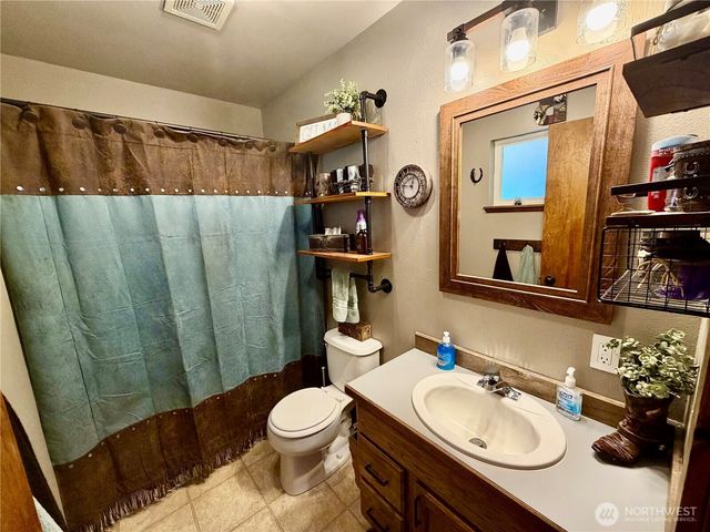 2310 Umptanum Road, Ellensburg, WA 98926