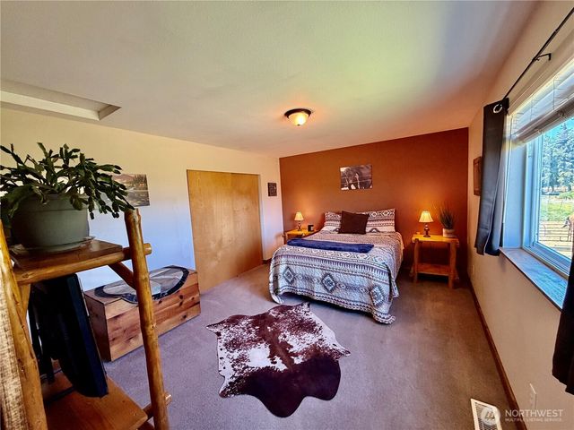 2310 Umptanum Road, Ellensburg, WA 98926