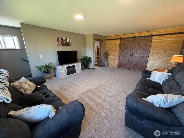 2310 Umptanum Road, Ellensburg, WA 98926