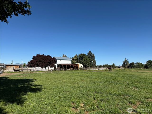 2310 Umptanum Road, Ellensburg, WA 98926