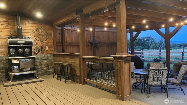 2310 Umptanum Road, Ellensburg, WA 98926