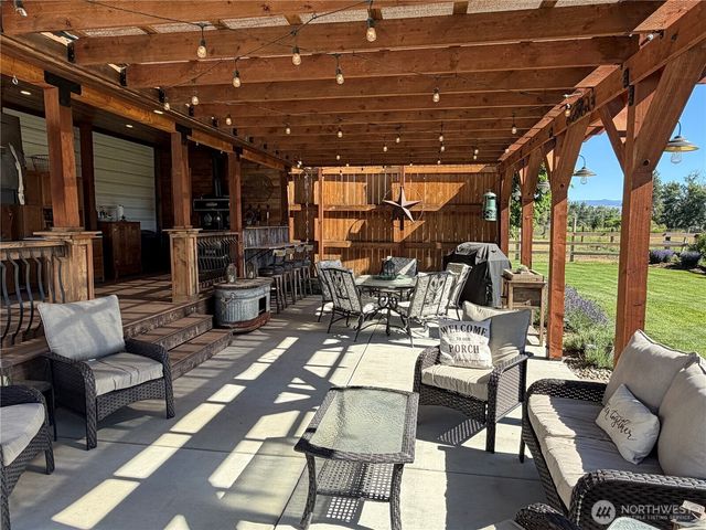 2310 Umptanum Road, Ellensburg, WA 98926