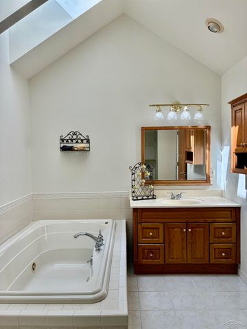 7178 London Drive, Saginaw, MI 48609