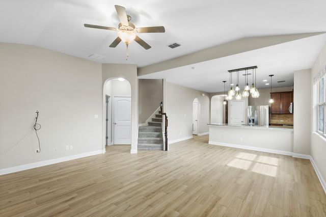 10824 Dinah DR, Austin, TX 78748