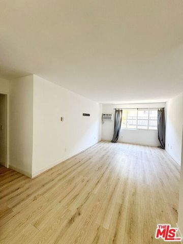 1351 N Orange Drive 117, Los Angeles, CA 90028