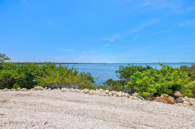 6928 26TH STREET W, Bradenton, FL 34207