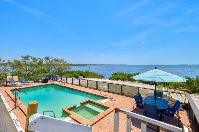 6928 26TH STREET W, Bradenton, FL 34207