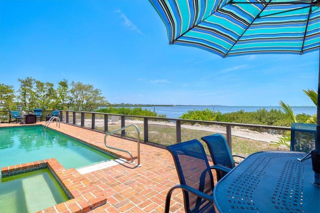 6928 26TH STREET W, Bradenton, FL 34207