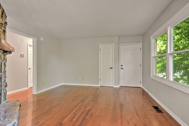 513 Pilgrim Court A, Johnson City, TN 37601