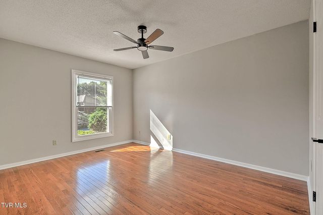 513 Pilgrim Court A, Johnson City, TN 37601
