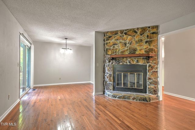 513 Pilgrim Court A, Johnson City, TN 37601