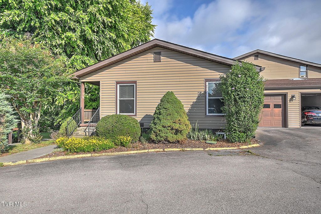 513 Pilgrim Court A, Johnson City, TN 37601