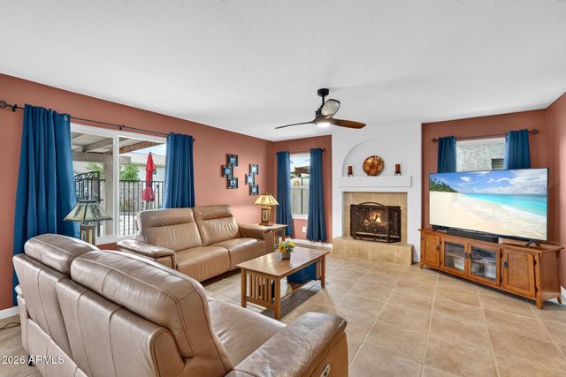 2709 E THUNDERHILL Place, Phoenix, AZ 85048