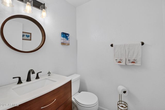 2709 E THUNDERHILL Place, Phoenix, AZ 85048