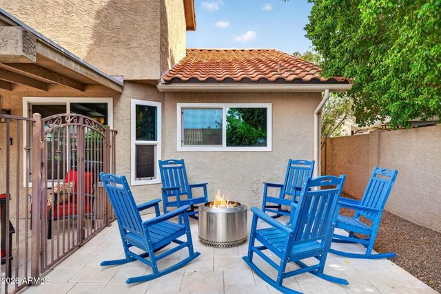 2709 E THUNDERHILL Place, Phoenix, AZ 85048