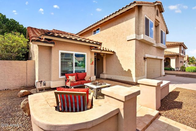 2709 E THUNDERHILL Place, Phoenix, AZ 85048