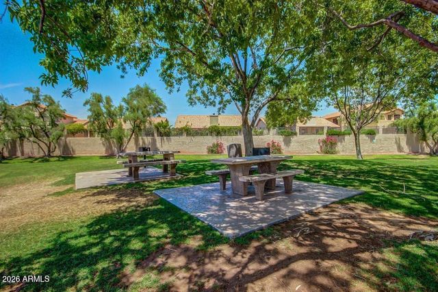 2709 E THUNDERHILL Place, Phoenix, AZ 85048