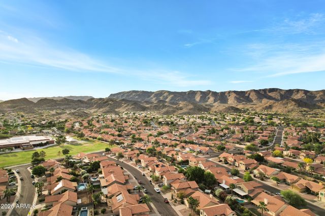 2709 E THUNDERHILL Place, Phoenix, AZ 85048