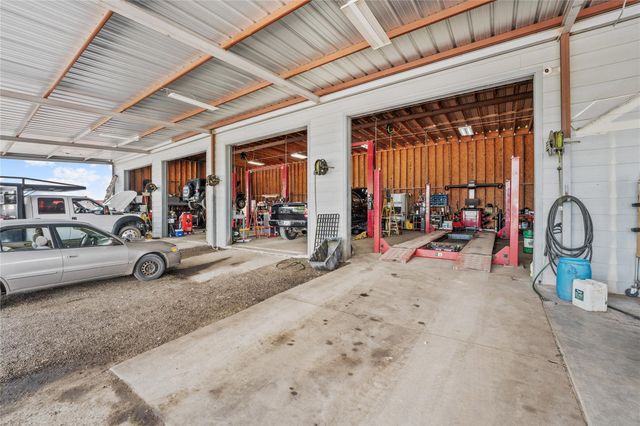 1523 Highway 36 N, Rosenberg, TX 77471