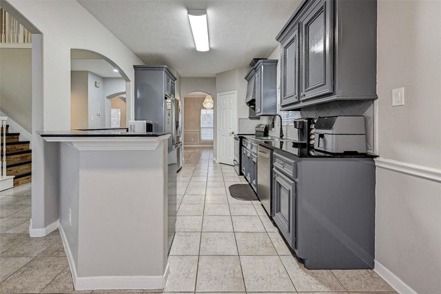 6530 Fm 3180 W, Mont Belvieu, TX 77523
