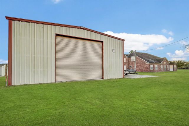 6530 Fm 3180 W, Mont Belvieu, TX 77523
