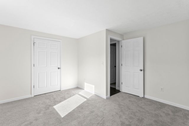 207 Thorndike Road, Weare, NH 03281