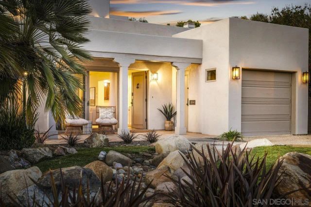 126 7th St, Del Mar, CA 92014
