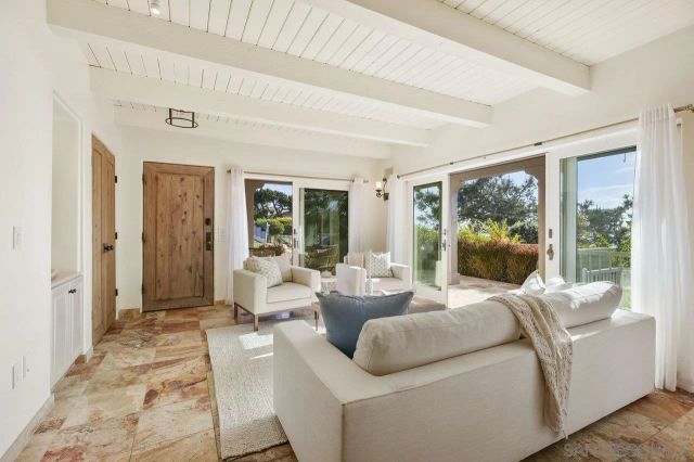 126 7th St, Del Mar, CA 92014