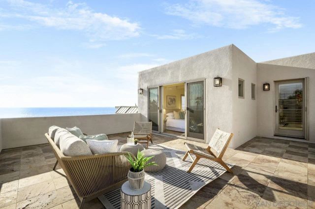 126 7th St, Del Mar, CA 92014