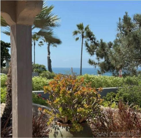 126 7th St, Del Mar, CA 92014